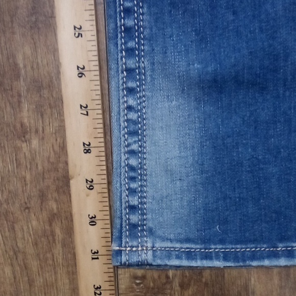 Rock Revival NWOT Women's Jeans 26 Lacey Embellished Rhinestones Distressed - Picture 13 of 13